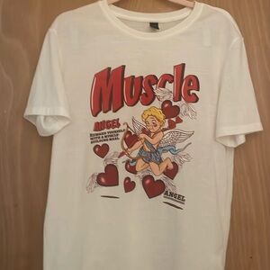 Graphic T shirt with Cupid and Hearts size M